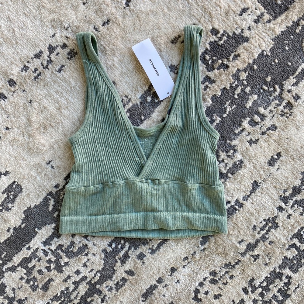 Cropped ribbed bralete